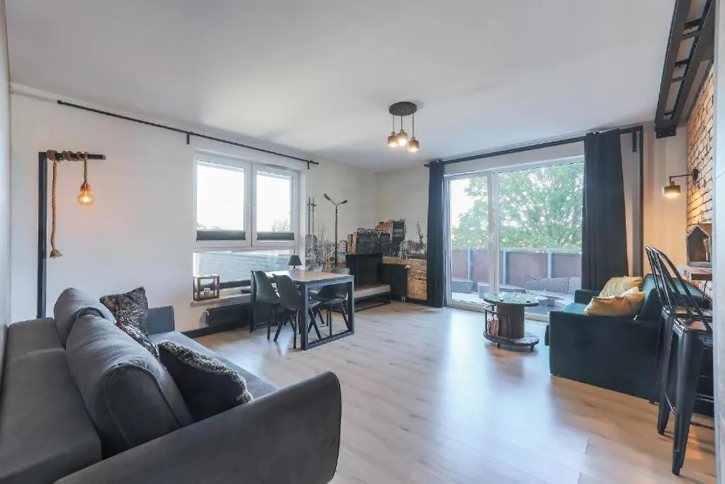 Stylish Shipyard Apartments Гданьск