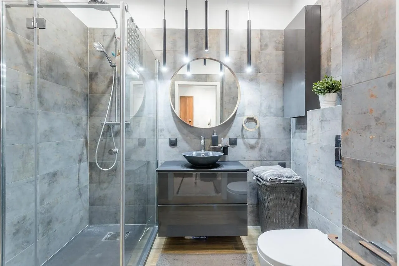 Stylish Shipyard Apartments Гданьск